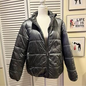 Women's Black Puffer Jacket